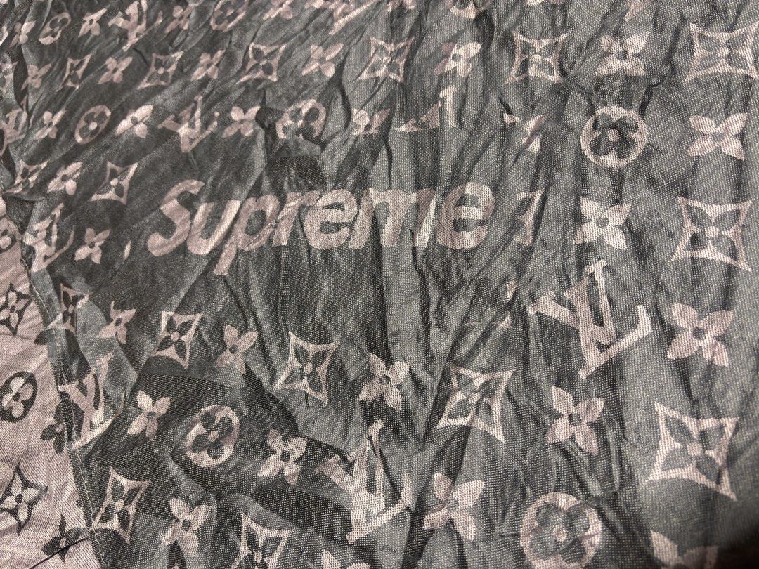 LV x Supreme cashmere scarf (Category: Scarves) located in Cagayan de Oro. Submitted by kirkwax_4 (Listing ID 1448202299, Image 3). Description: LV x supreme cashmere scarf (grey/pink) 70x26 approx. Like new No issue 2k.