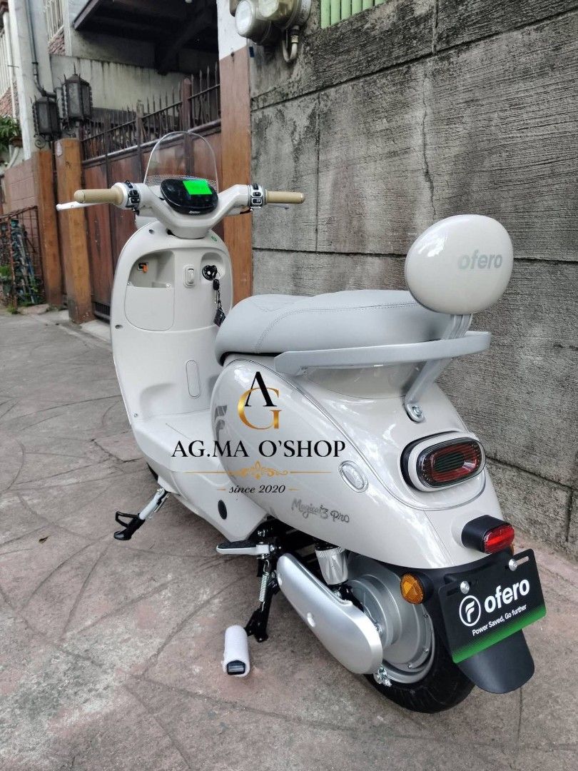 MAGICAL OFERO LIT 3 MOTOR TYPE 2WHEELS (Category: Bicycles) located in Antipolo. Submitted by mgrace0920 (Listing ID 1448264318, Image 3). Description: MOTOR TYPE NA PREMIUM OR ELEGANT ANG DATING PERO VINTAGE AT CLASSIC ANG DESIGN? YUNG NAKA LITHIUM BATTERY NA UP TO 40-60KM RANGE NA💪 MAGICAL OFERO ANG SAGOT DYAN 😍❤️ 👉MAGICAL OFERO LIT 3 MOTOR TYPE 2WHEELS ▪️43,999 👌 ✔️FREE ASSEMBLE & DEMO ✔️FREE HELMET ✔️FREE SIDE MIRROR ✔️WITH CERTIFICATE OF