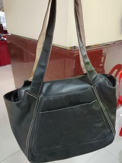 (Category: ) located in . Submitted by karunmalaya (Listing ID 1448127012, Image 1). Description: .