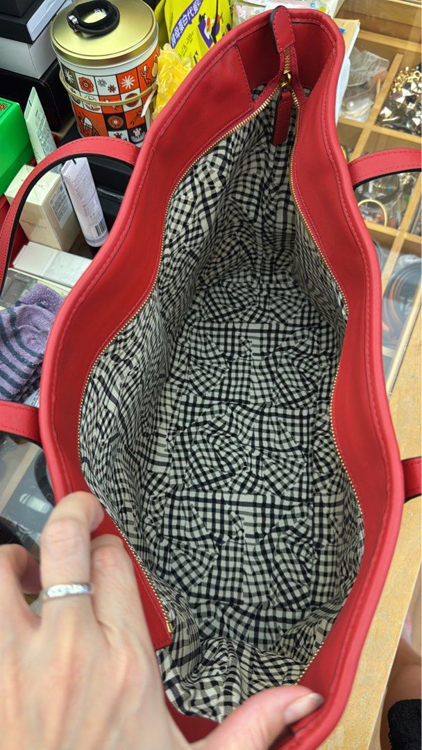 MCM Red Monogram Tote Bag (Category: Tote Bags) located in Kuala Lumpur. Submitted by winglam9 (Listing ID 1448176919, Image 1). Description: - Classic MCM tote bag - All-over signature monogram print - Spacious interior with patterned lining - Durable leather handles - Secure zipper closure - Ideal for everyday use - Ample space for essentials.