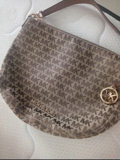 (Category: ) located in . Submitted by tiqahhamran (Listing ID 1448233516, Image 1). Description: .