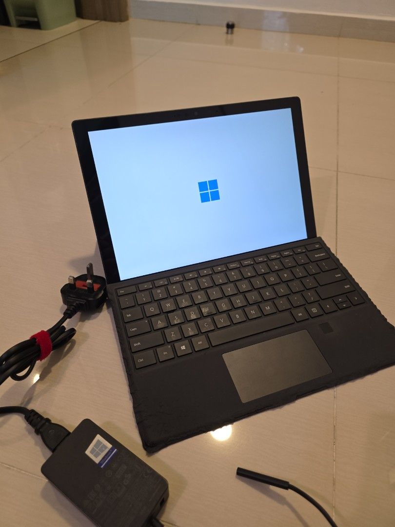 Microsoft Surface Pro 7☆ i7/16GB/256502706780264222724