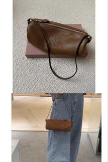 (Category: ) located in . Submitted by fashiongirlystyle (Listing ID 1448146464, Image 1). Description: .