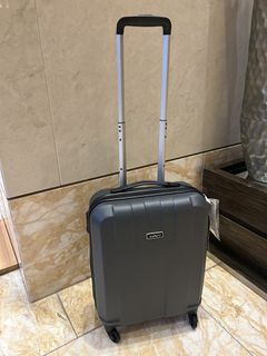 （分類：）位於 。 由 fashiontrade_luggage_company 提交（商品編號 1448188361，圖片 1）。簡介： 。