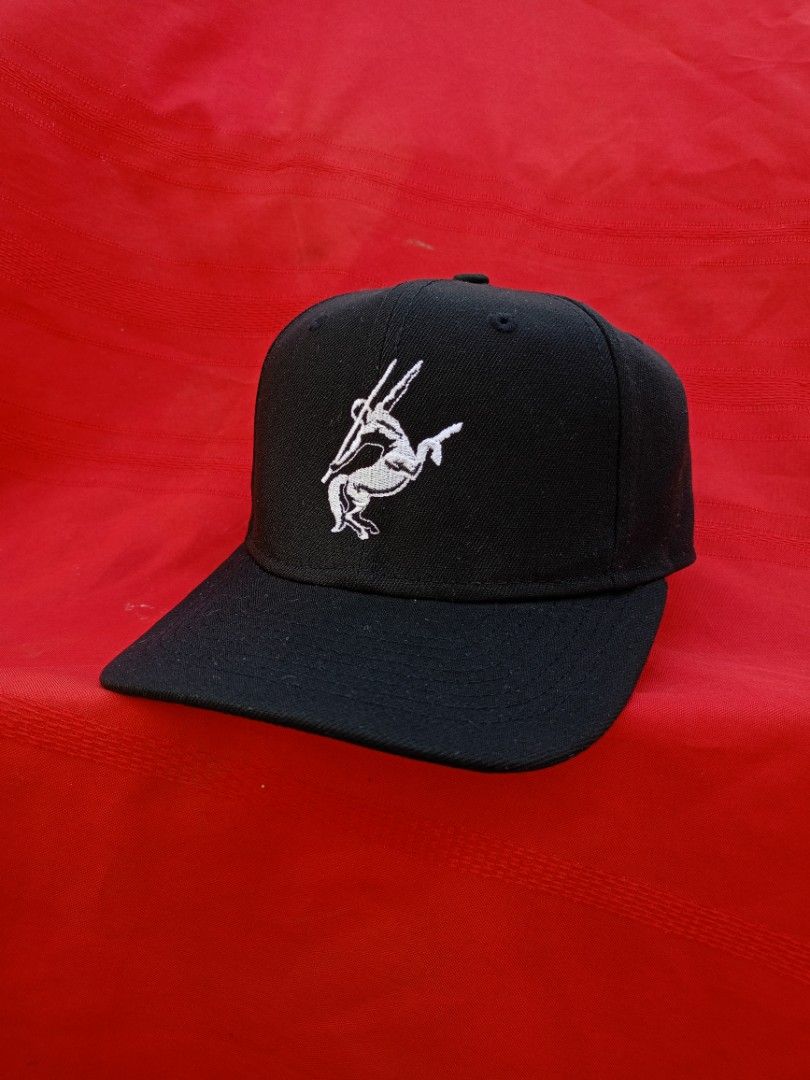 New Era Remy Martin Black Snapback Cap (Category: Caps & Hats) located in Santiago. Submitted by street.hustlin (Listing ID 1448166568, Image 1). Description: NEW ERA X REMY MARTIN SNAPBACK One size fits all Excellent condition No major flaws PHP 580 Location Santiago City Isabela ‼️ .