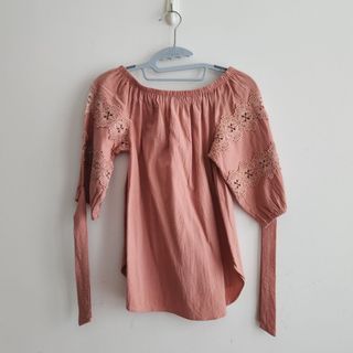 (Category: ) located in . Submitted by xxshopshopshop (Listing ID 1448185562, Image 1). Description: .