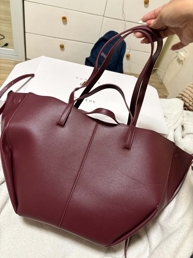 Polène Cyme (Category: Luxury Bags & Wallets) located in Concepcion. Submitted by laughra (Listing ID 1448248008, Image 3). Description: - Authentic Polène Numero Dix tote bag in burgundy leather. - Features a secure magnetic snap closure. - Spacious interior, ideal for everyday essentials or travel. - Comes with original dust bag and tags. - Chic, minimalist design..
