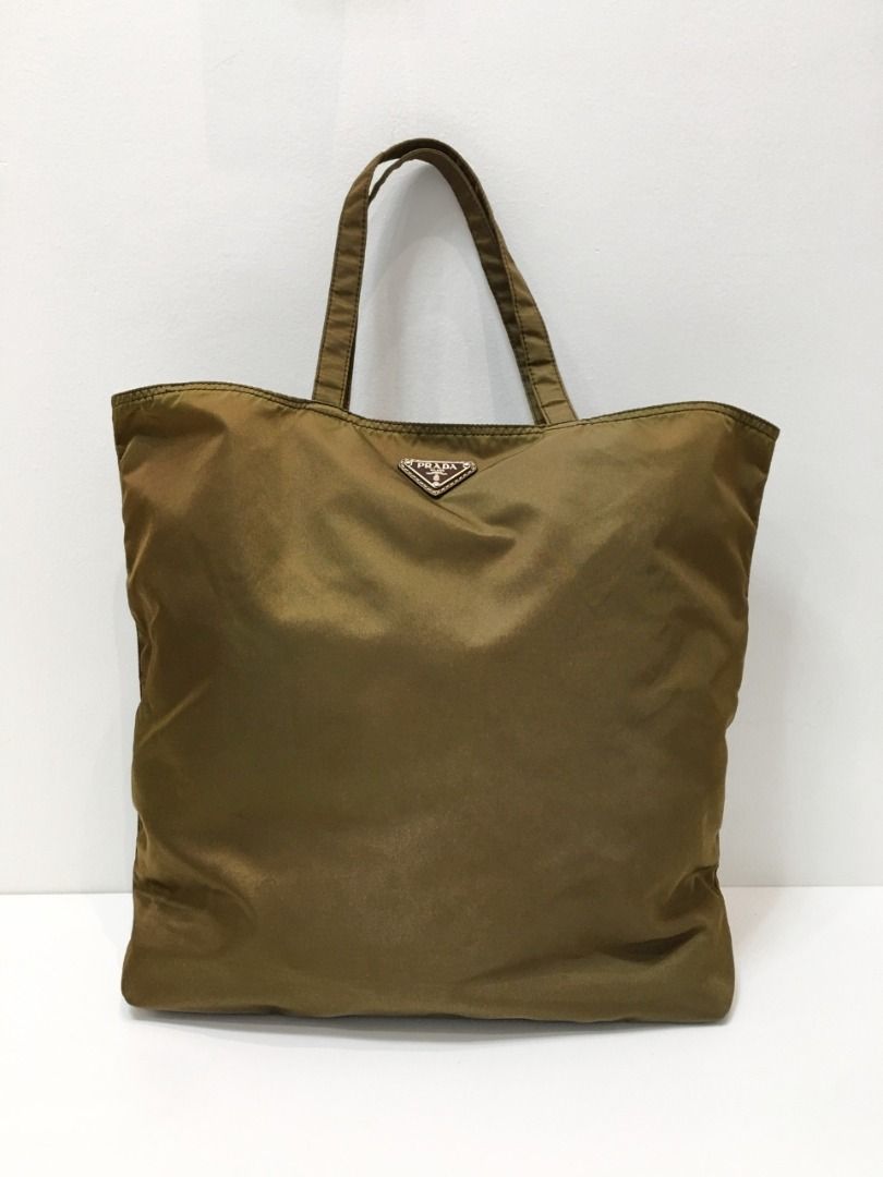 PRADA Limited Edition Nylon Tote Bag (Preloved Authentic) (Category: Luxury Bags & Wallets) located in Santa Rosa. Submitted by brandieshoppe (Listing ID 1448245267, Image 3). Description: ✅ Authentic/Original Preloved ✅ From Japan Auction ✅ Money-back Guaranteed If Proven Fake ✅ Message Us For More Details ✅ Open for Layaway Disclaimer: All items sold are preloved unless otherwise stated as brand new. As pre-owned items, signs of previous use, w