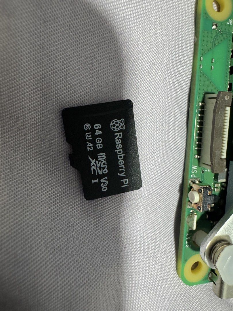 Raspberry Pi 5 (8gb ran) with acessories503119959504998403
