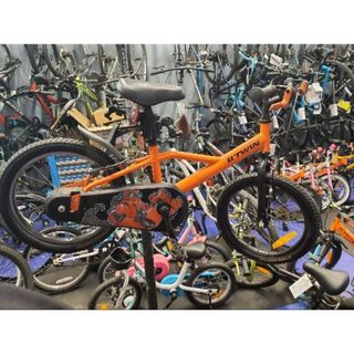 (Category: ) located in . Submitted by decathlon_secondlife (Listing ID 1436737566, Image 1). Description: .