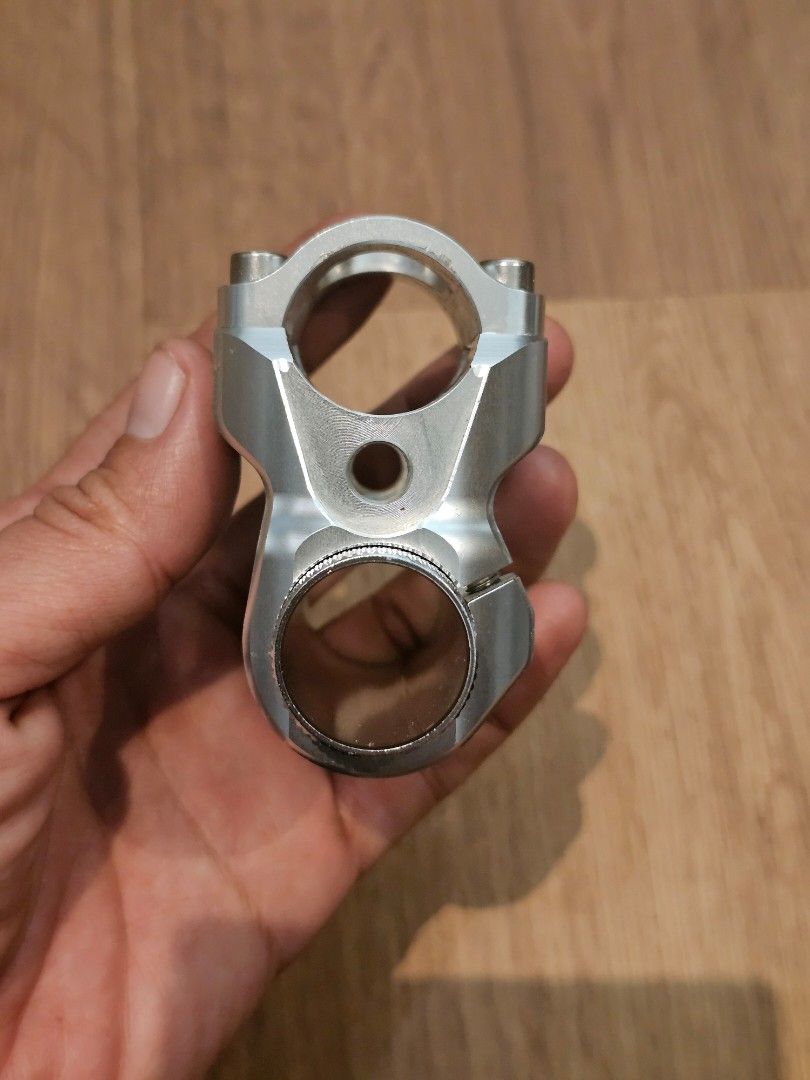 Ridea stem riser (Category: Parts & Accessories) located in Singapore. Submitted by walkinghome (Listing ID 1448079218, Image 3). Description: Ridea stem riser Measurements in the last w pictures.
