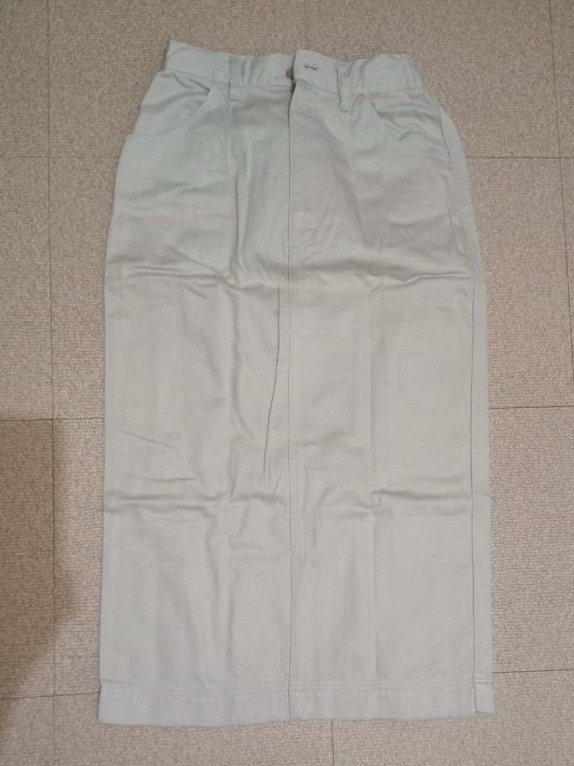 ROK 3/4 | BISA NEGO & OYEN (Kategori: Gaun & Rok) berada di Jakarta Barat. Dikirim oleh flooo. (ID iklan 1448252541, Gambar 1). Deskripsi: ADA KARET NYA.
