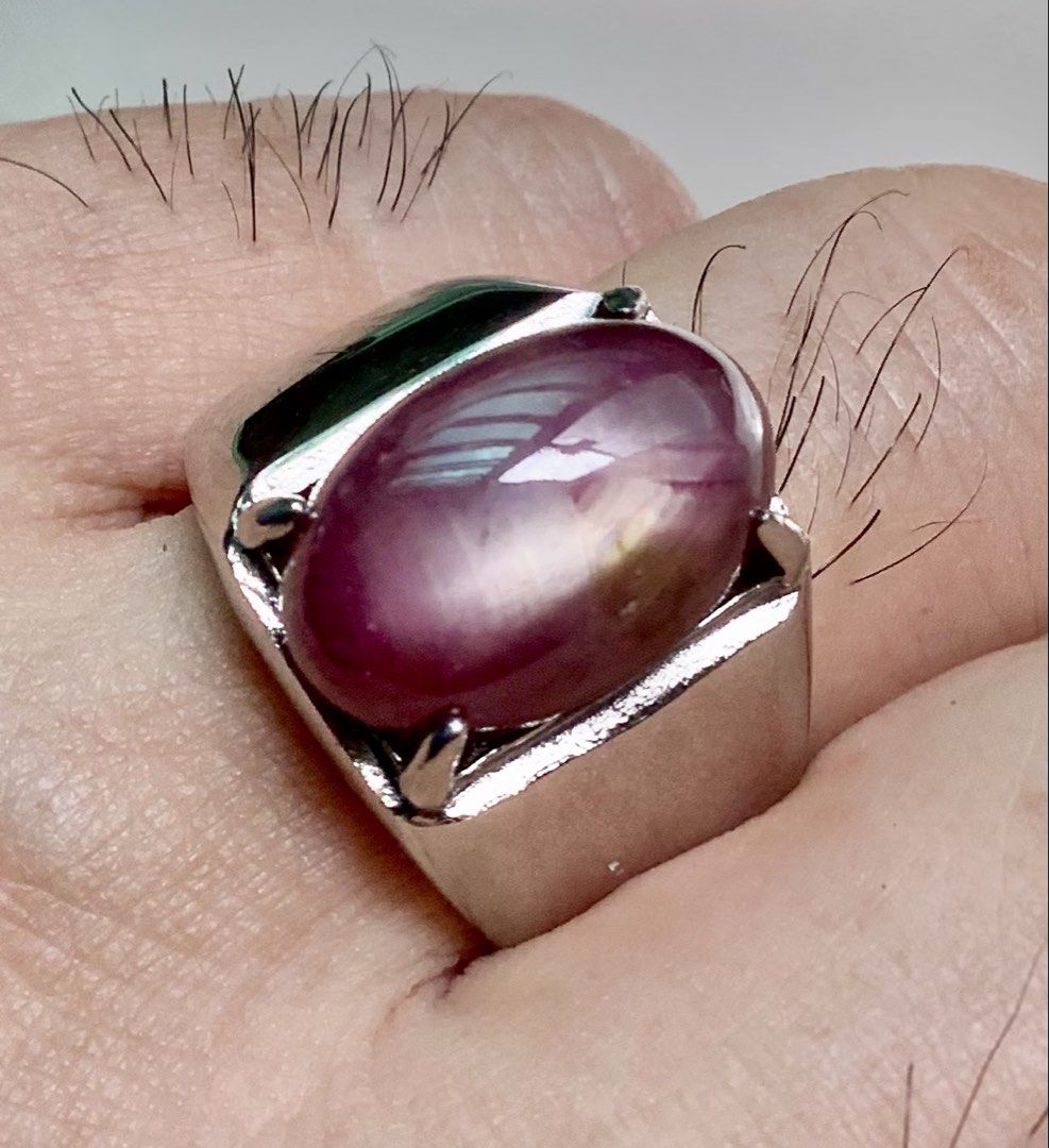 Ruby Ring (Category: Rings) located in Singapore. Submitted by cintamani (Listing ID 1448139605, Image 3). Description: .