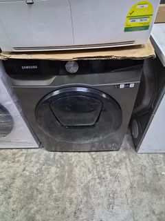 (Category: ) located in . Submitted by vincent2ndhand (Listing ID 1448011394, Image 1). Description: .
