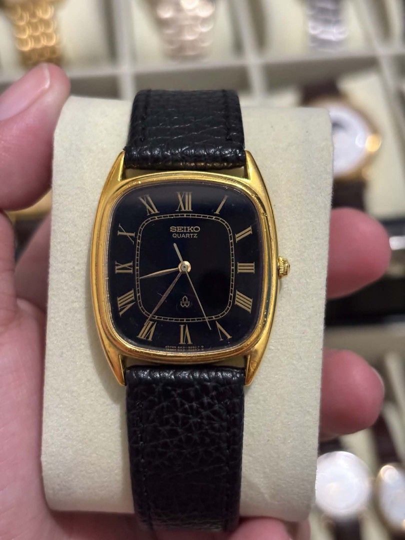 Seiko Roman Tank (Category: Luxury Watches) located in Rizal. Submitted by masterwatch_192 (Listing ID 1448183669, Image 2). Description: Seiko Roman Tank 29mm Hairline sa glass Replaced strap As is 4500.