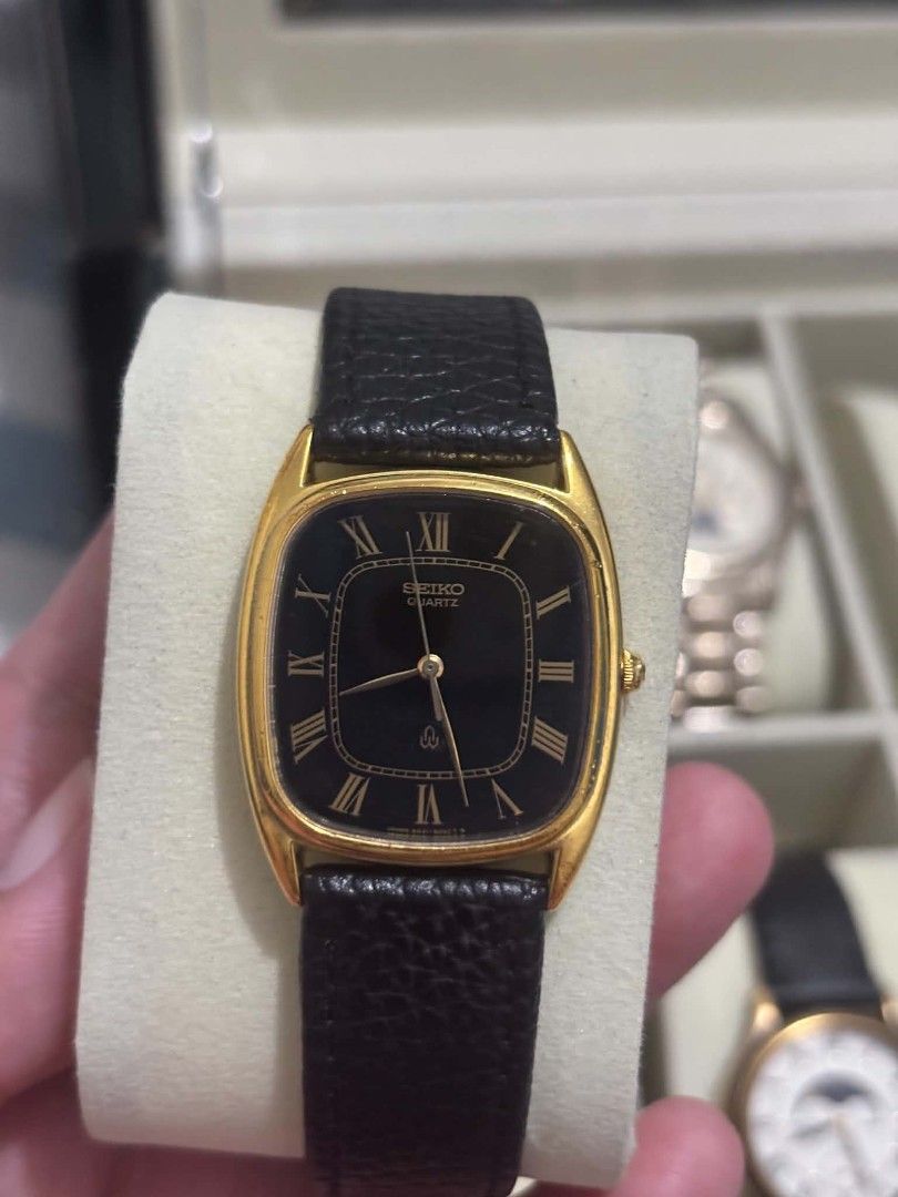 Seiko Roman Tank (Category: Luxury Watches) located in Rizal. Submitted by masterwatch_192 (Listing ID 1448183669, Image 1). Description: Seiko Roman Tank 29mm Hairline sa glass Replaced strap As is 4500.