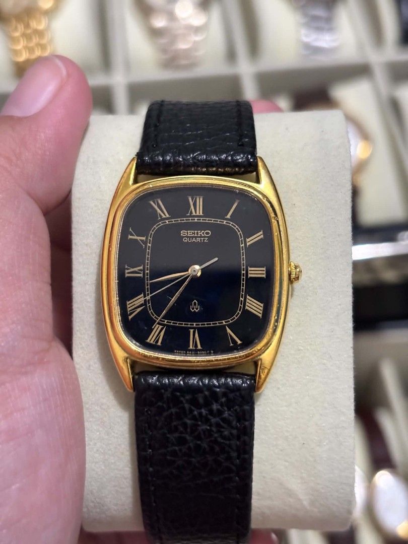 Seiko Roman Tank (Category: Luxury Watches) located in Rizal. Submitted by masterwatch_192 (Listing ID 1448183669, Image 3). Description: Seiko Roman Tank 29mm Hairline sa glass Replaced strap As is 4500.