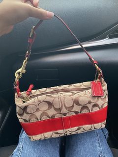 (Category: ) located in . Submitted by shes2pid_ (Listing ID 1448193428, Image 1). Description: .