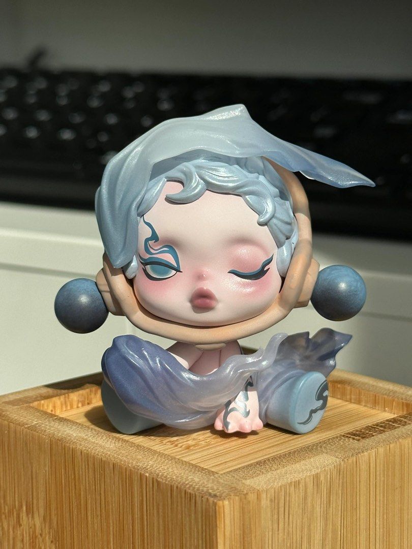 SKULLPANDA THE INK PLUM SERIES THE WIND (Category: Designer & Blind Box Toys) located in Baguio. Submitted by sashisu (Listing ID 1448238126, Image 2). Description: Decluttering. Item + SF. MOP: Gcash.