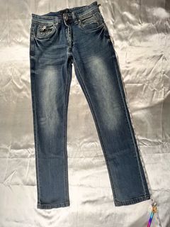 (Category: ) located in . Submitted by bhelprelovedcloset (Listing ID 1448188550, Image 1). Description: .
