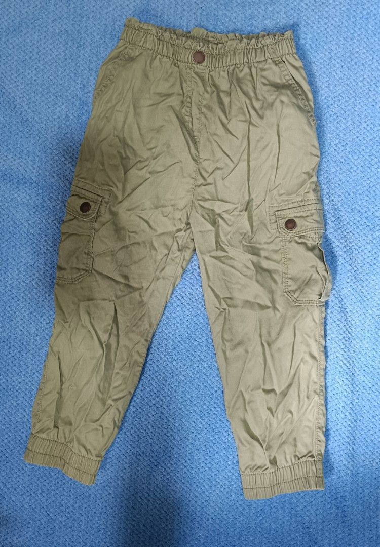 11 pieces - SULIT BUNDLE PANTS/ PAJAMA BOY'S (Category: Babies & Kids Fashion) located in Cavinti. Submitted by dezyjane (Listing ID 1448101809, Image 3). Description: SULIT BUNDLE PANTS BOY'S AGE: 5-6 PCS: 11 PRICE: 700 only.