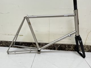 （分類：）位於 。 由 LockOnBike 提交（商品編號 1448189948，圖片 1）。簡介： 。