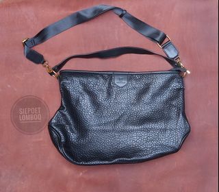 (Kategori: ) berada di . Dikirim oleh siepoet_lomboq (ID iklan 1448079801, Gambar 1). Deskripsi: .