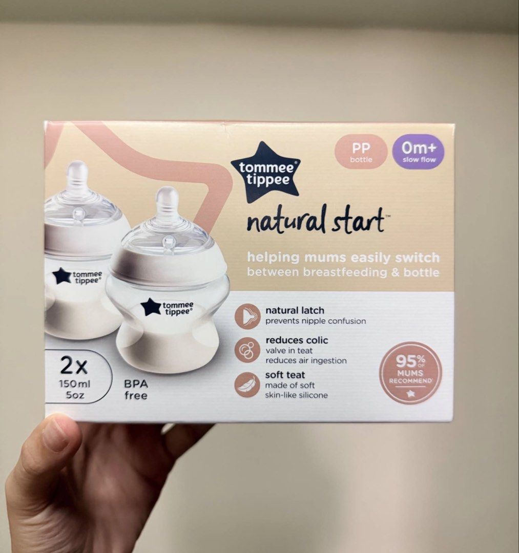 Tommee Tippee & Chicco Baby Bottles (Category: Breastfeeding & Bottle Feeding) located in Manila. Submitted by nylahsel (Listing ID 1448243047, Image 1). Description: Brand new baby bottles 0+ Sold as set Orig price ₱999 each set.
