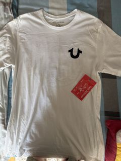 (Category: ) located in . Submitted by shopaholic70 (Listing ID 1448136641, Image 1). Description: .