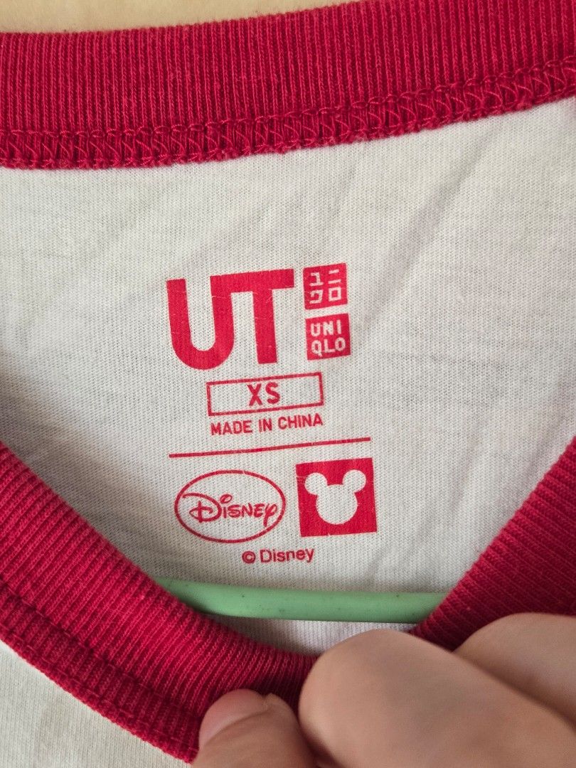 由 popqooms86-72673 (刊登 ID 1448232950，圖片 2) 提交，位於 台北市 (Taipei) 的 Uniqlo (類別：Ｔ恤)，說明：uniqlo。