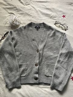 (Category: ) located in . Submitted by evermorethrift (Listing ID 1448144793, Image 1). Description: .
