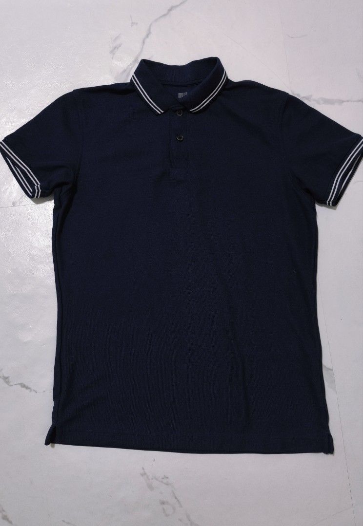 UNIQLO polo shirt (Category: Tshirts & Polo Shirts ) located in Cavite. Submitted by csl_corner (Listing ID 1448108685, Image 1). Description: UNIQLO polo shirt size M like new✨ 💯 authentic original.