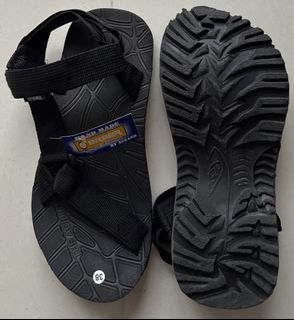 (Category: ) located in . Submitted by JLove (Listing ID 1448178699, Image 1). Description: .