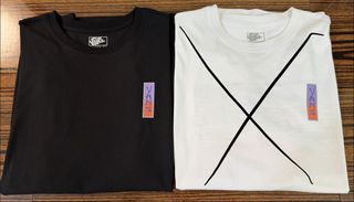 （分類：）位於 。 由 sneakerstom 提交（商品編號 1445647886，圖片 1）。簡介： 。