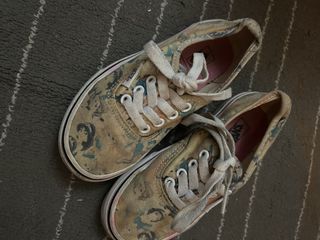 (Category: ) located in . Submitted by enchanted_wardrobe (Listing ID 1448148502, Image 1). Description: .