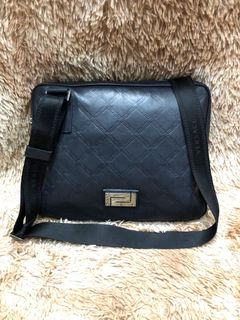 (Category: ) located in . Submitted by miz_thrift (Listing ID 1448233092, Image 1). Description: .