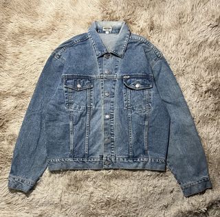 (Category: ) located in . Submitted by dcfinds (Listing ID 1448227534, Image 1). Description: .