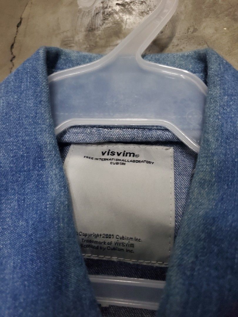 Visvim (Category: Activewear) located in Manila. Submitted by johnmichae02480 (Listing ID 1448108011, Image 2). Description: visvim size large 21x28.