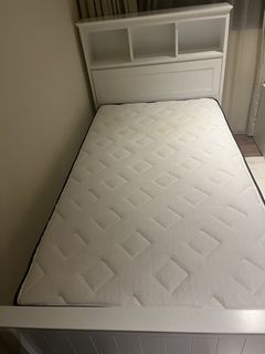 (Category: ) located in . Submitted by camilleba_388 (Listing ID 1448214331, Image 1). Description: .