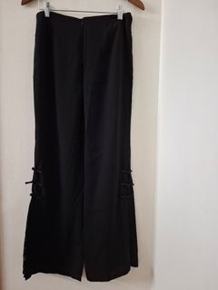 (Category: ) located in . Submitted by closet_collection_ (Listing ID 1448223908, Image 1). Description: .