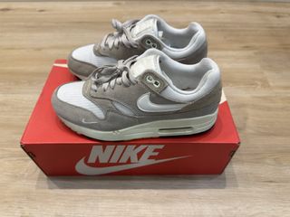 (Category: ) located in . Submitted by nu.thriftstore (Listing ID 1448245368, Image 1). Description: .