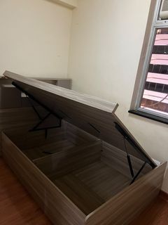 （分類：）位於 。 由 veeniema90629 提交（商品編號 1448206163，圖片 1）。簡介： 。