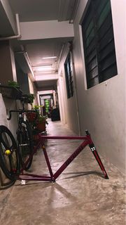 (Category: ) located in . Submitted by fixedgearmarket.sg (Listing ID 1448180875, Image 1). Description: .