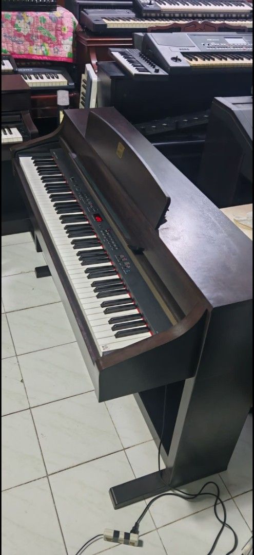 Yamaha clavinova clp330 digital piano (Category: Musical Instruments) located in Paranaque City. Submitted by yourhonorvoy (Listing ID 1448275056, Image 3). Description: Yamaha clavinova clp330 digital piano 50k only With transformer (plug n play) With bench 😁Fresh internal 😍Walang issue sa tunog, touch at electronics. lahat gumagana Ng maayos 👍Payment thru cash, bank transfer, gcash or in any remittance center 🚚We do shipping👍via lalamove a