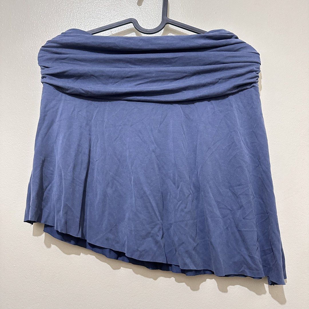 ZARA Blue Ruched Skirt (Category: Skirts) located in Manila. Submitted by preamorph (Listing ID 1448122736, Image 3). Description: - brand new with tag - can be used as casual or for pickleball/pilates.