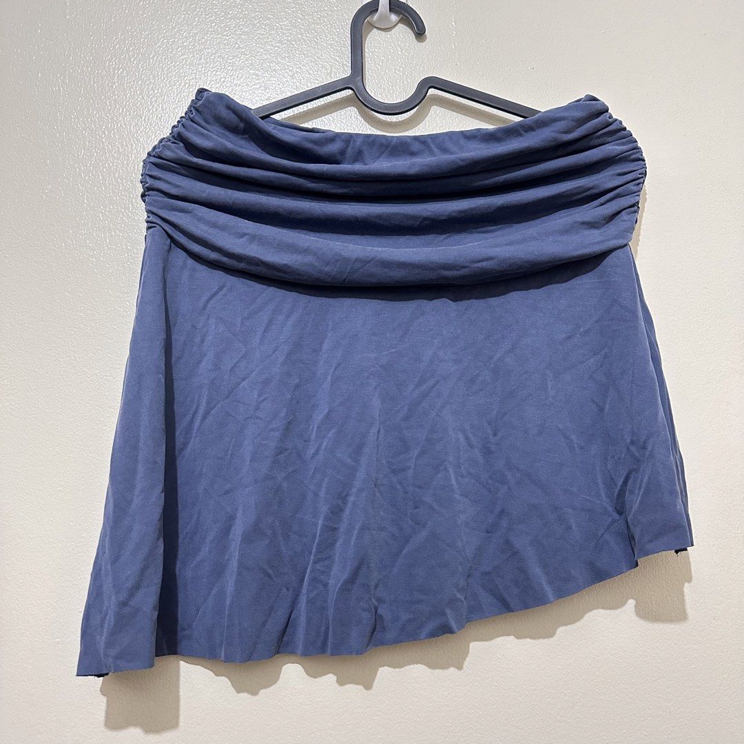 ZARA Blue Ruched Skirt (Category: Skirts) located in Manila. Submitted by preamorph (Listing ID 1448122736, Image 1). Description: - brand new with tag - can be used as casual or for pickleball/pilates.