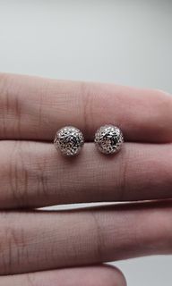 (Category: ) located in . Submitted by maxessentials (Listing ID 1448443468, Image 1). Description: .