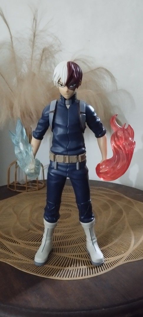 2021 McFarlane Shoto Todoroki (Category: Figurines & Statues) located in Manila. Submitted by ventajetoyz625 (Listing ID 1448311593, Image 1). Description: - Shoto Todoroki action figure from My Hero Academia - Features interchangeable ice and fire effects - 12 inches tall - untested "gimmick" - What you see is what you get.