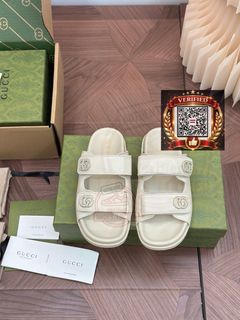 (Category: ) located in . Submitted by shoes.locker (Listing ID 1448420452, Image 1). Description: .