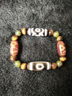 (Category: ) located in . Submitted by creativebeadss (Listing ID 1448346911, Image 1). Description: .